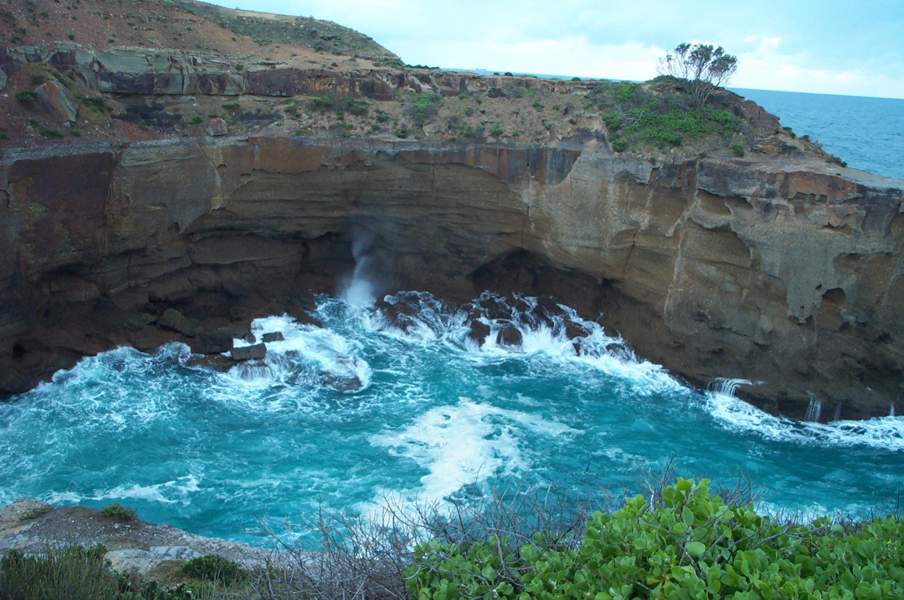 Blow hole with the tide in